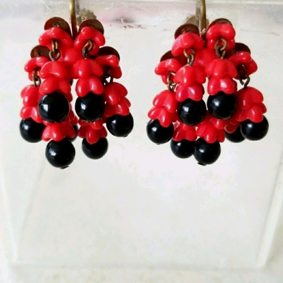Vintage Mid Century Made in Germany Screw Back Earrings - Picture 4 of 8